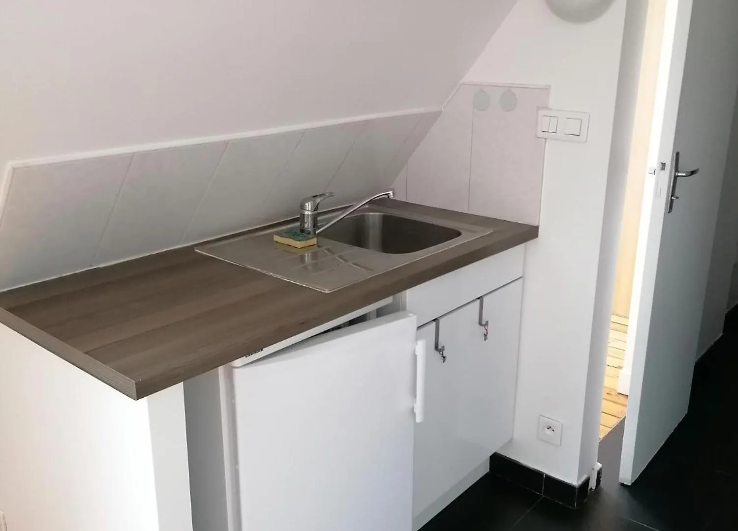 Appartement 31M Carres 75016 Paris 0*,  France